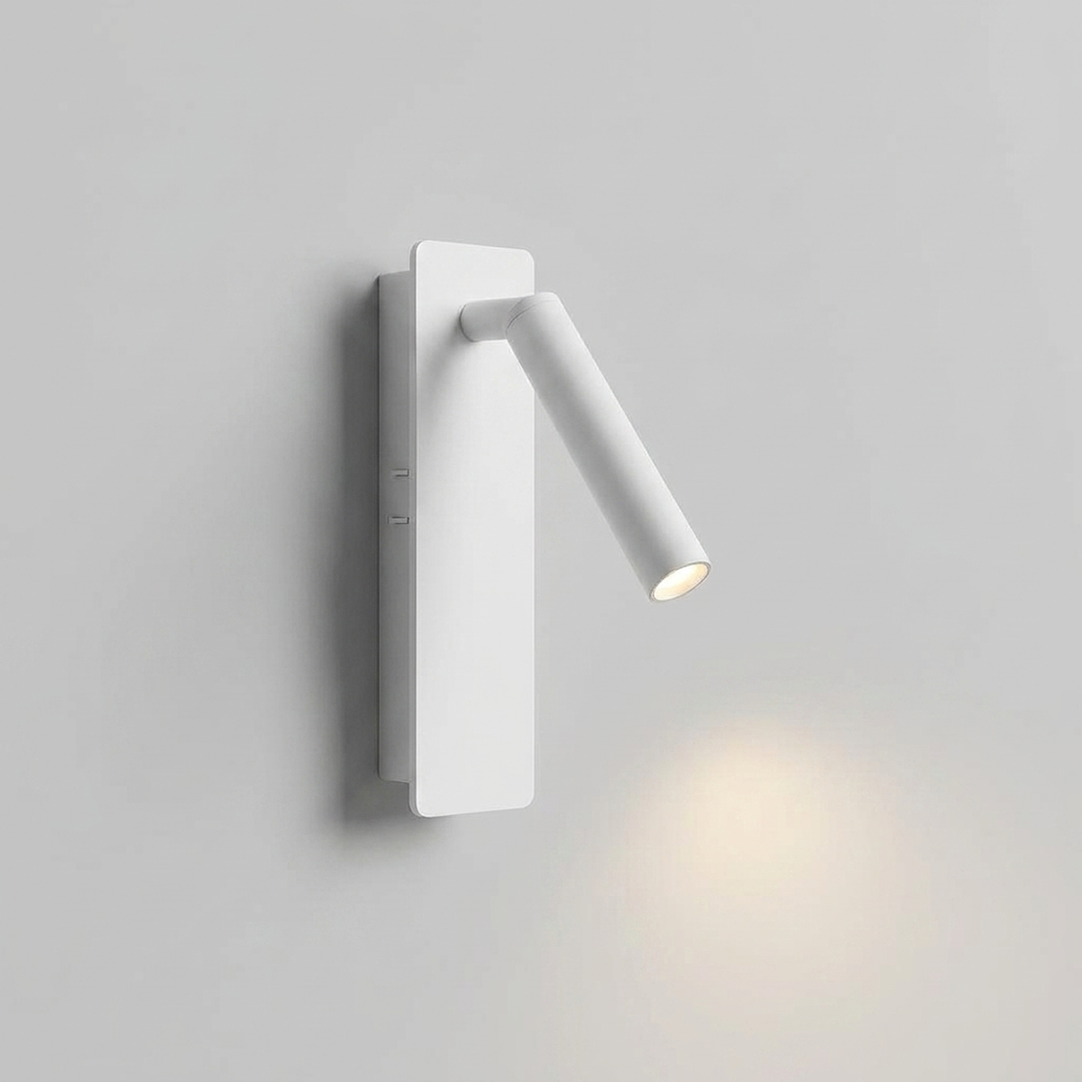 ITERPUB::cold-fleurlys-9156851957934::04-variant-white