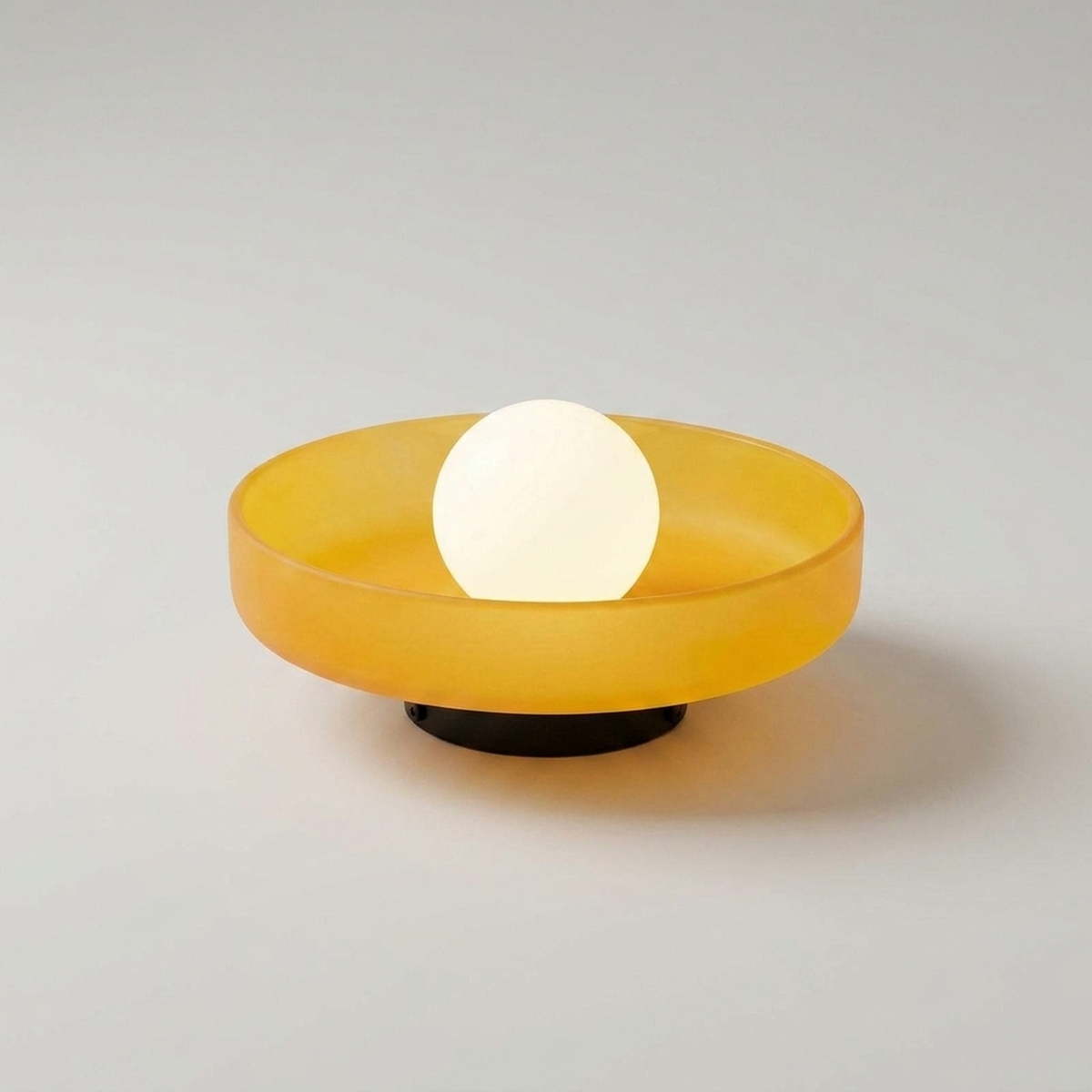 ITERPUB::cold-fleurlys-9156851826862::05-variant-yellow