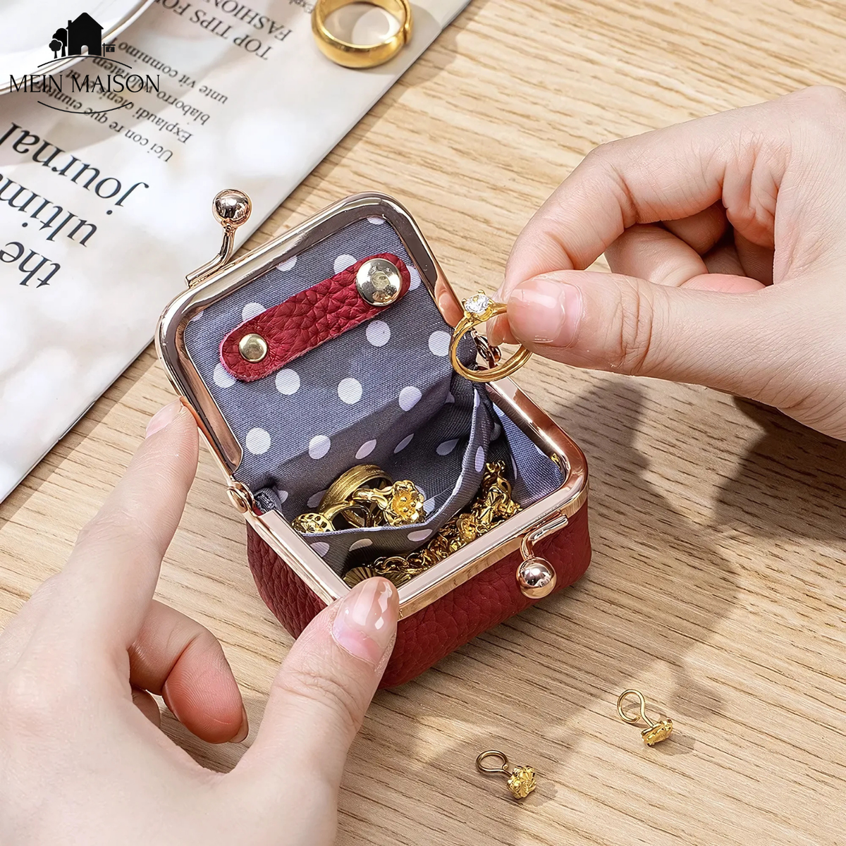 LUSTREVA - Compact Travel Jewelry Case for Tangle-Free Storage