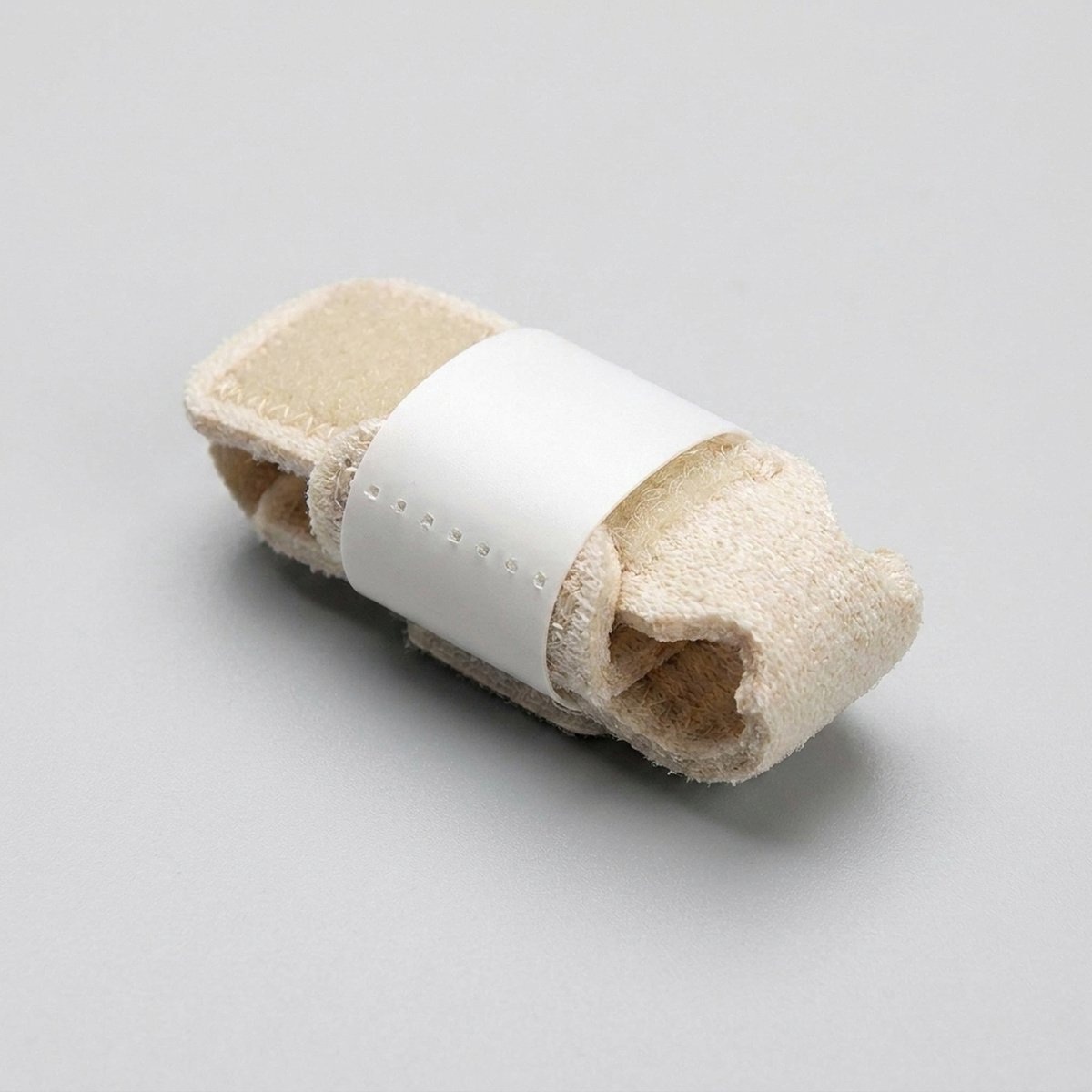 ITERPUB::cold-fleurlys-9155311009966::24-variant-4pcs-white-right