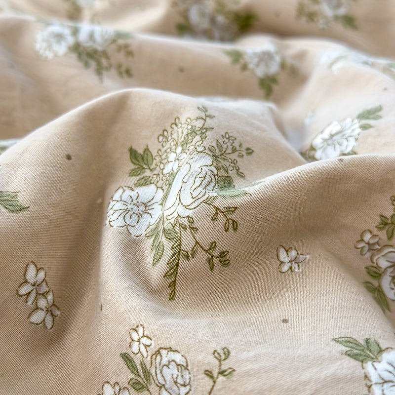 BLOOMCOOL - Floral Summer Quilt That Anchors the Bedroom