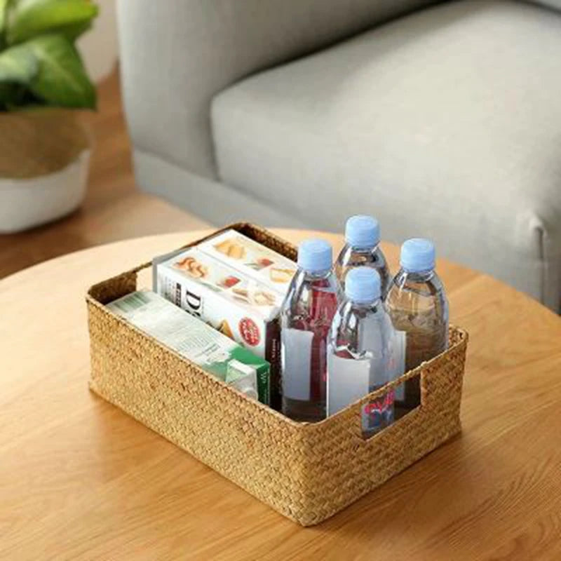 RYVESSA - Woven Seagrass Basket for Stylish Tabletop Storage