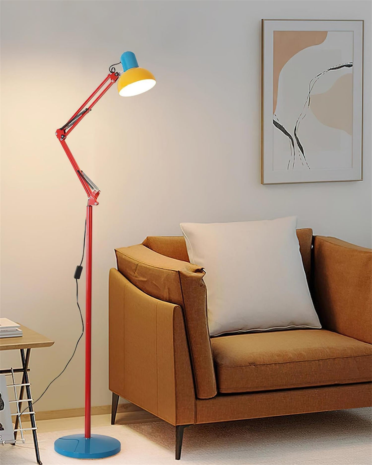 ZELMORA - Sculptural Floor Lamp for Adjustable Focused Light