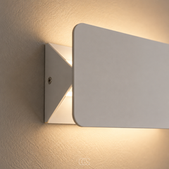 VELIQRA - Adjustable LED Wall Lamp for Sculpted Ambient Light