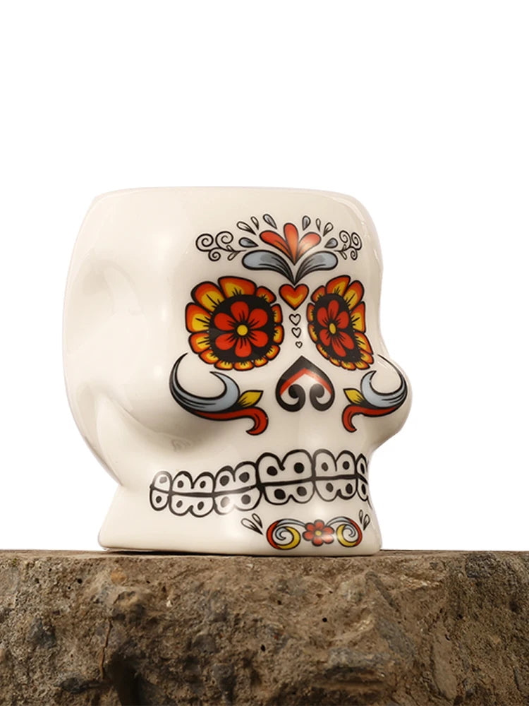 SKULVIA - Sculptural Ceramic Tiki Glass for Memorable Cocktails