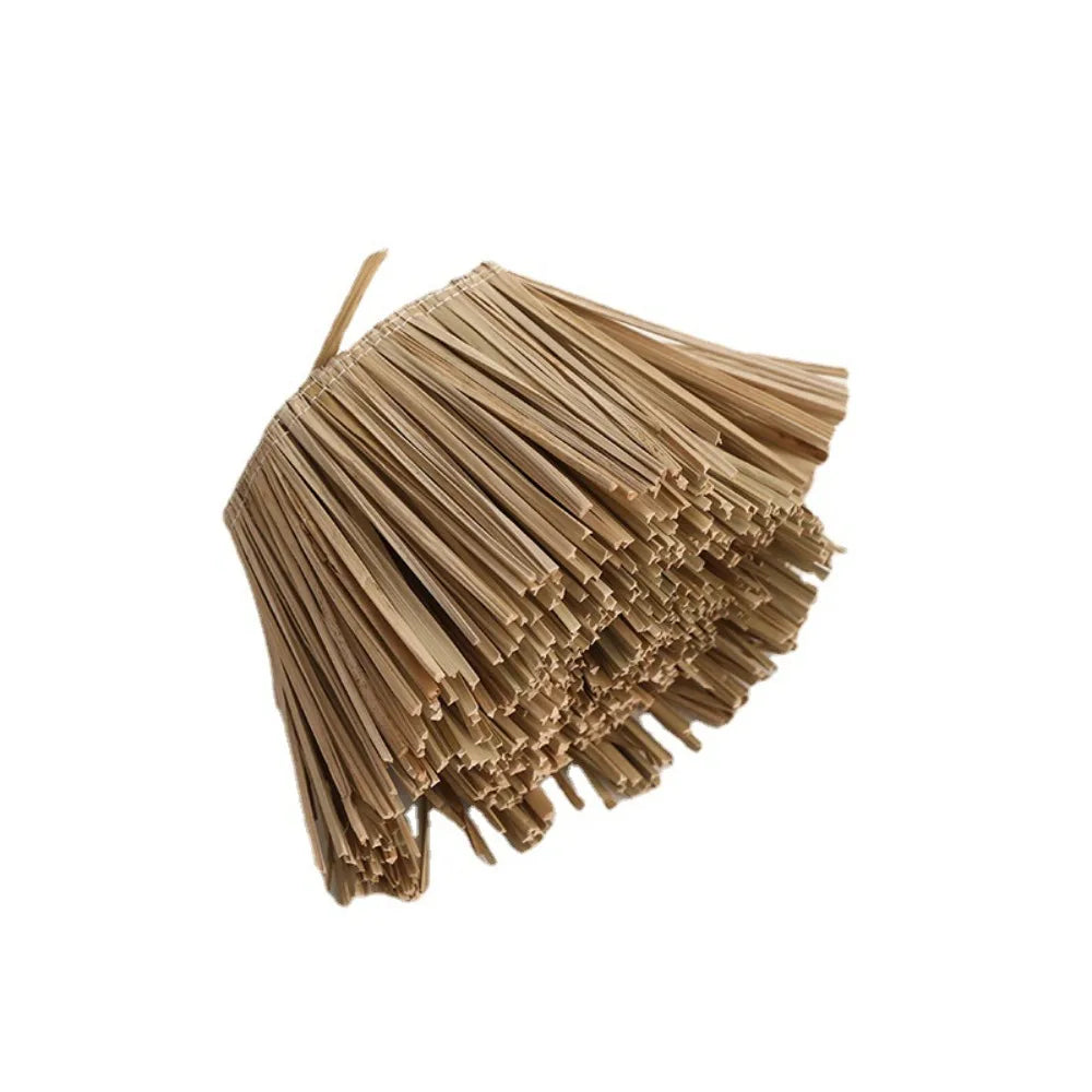 RAVIELA - Raffia Fringe Garland for Textured Wall Displays