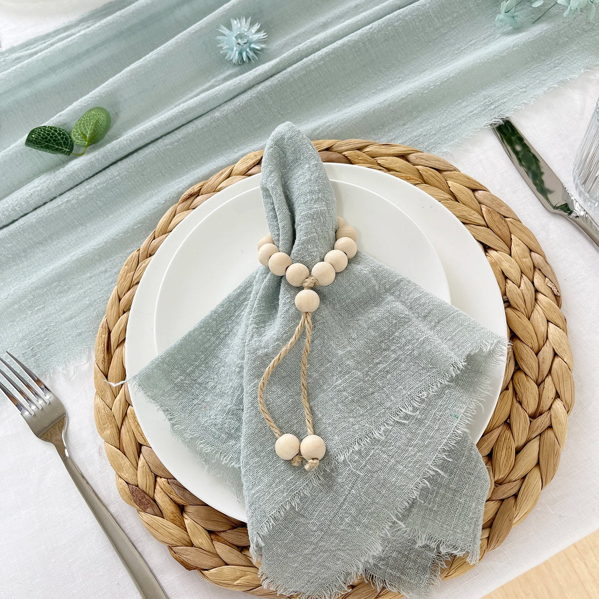 ROSAVEN - Textured Cotton Gauze Table Runner for Romantic Tables