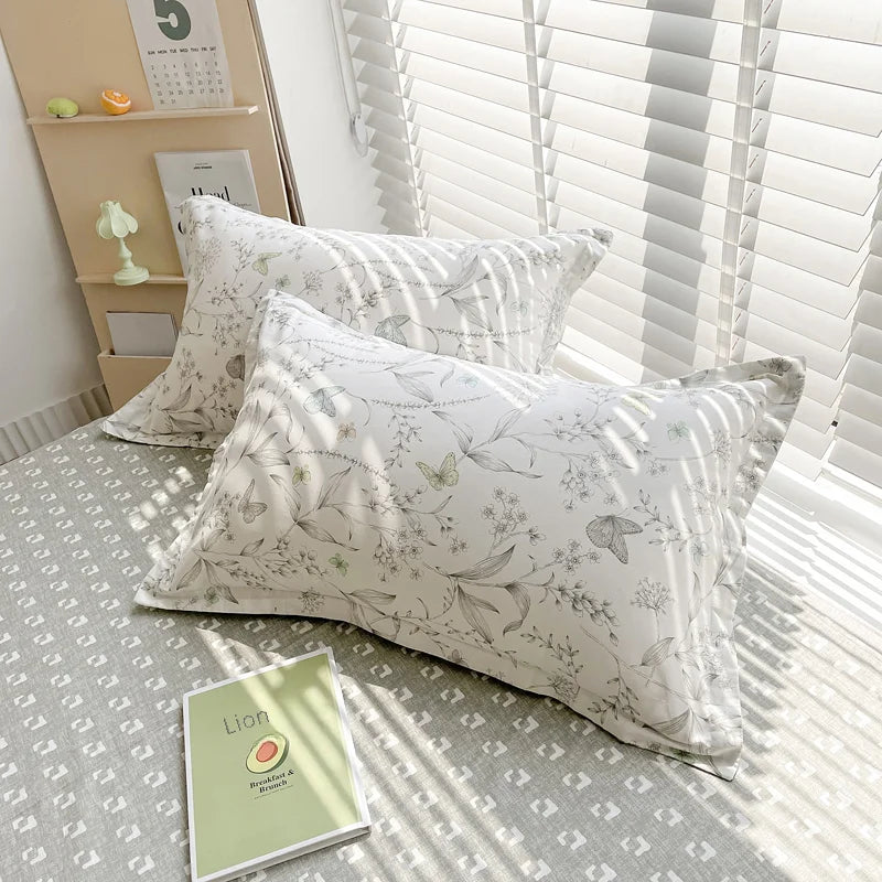 PETALYRA - Floral Cotton Duvet Set for an Artful Bedroom Focal Point