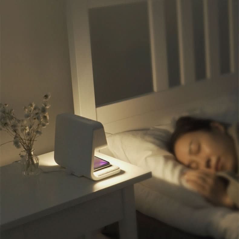 NOCYLUM - Space-Saving Bedside Lamp, Alarm Clock And Wireless Charger