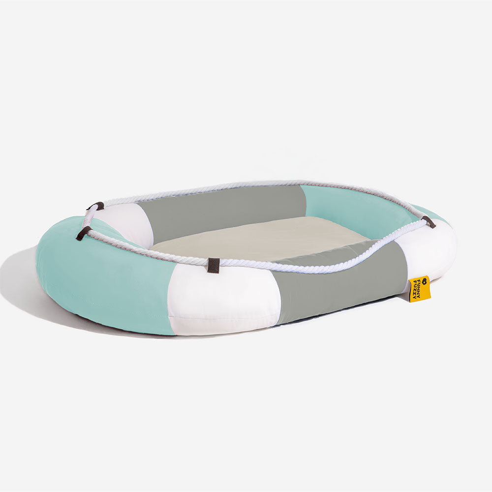 RAVYLO - Boat-Shaped Cooling Pet Bed for Summer Comfort