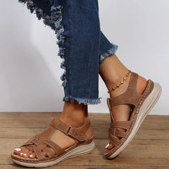 CALYVRA - Wide-Fit Walking Sandals for Supported All-Day Comfort